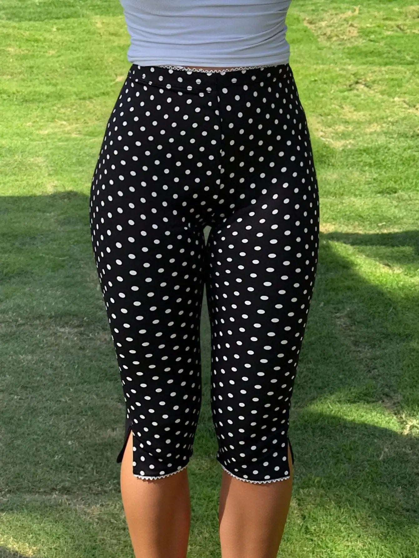 Chic Polka Dot Capri Shorts